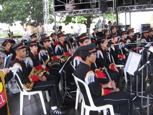 Aps repasse da Cmara de Vereadores, Banda Municipal de Piraju adquire novos instrumentos e uniformes